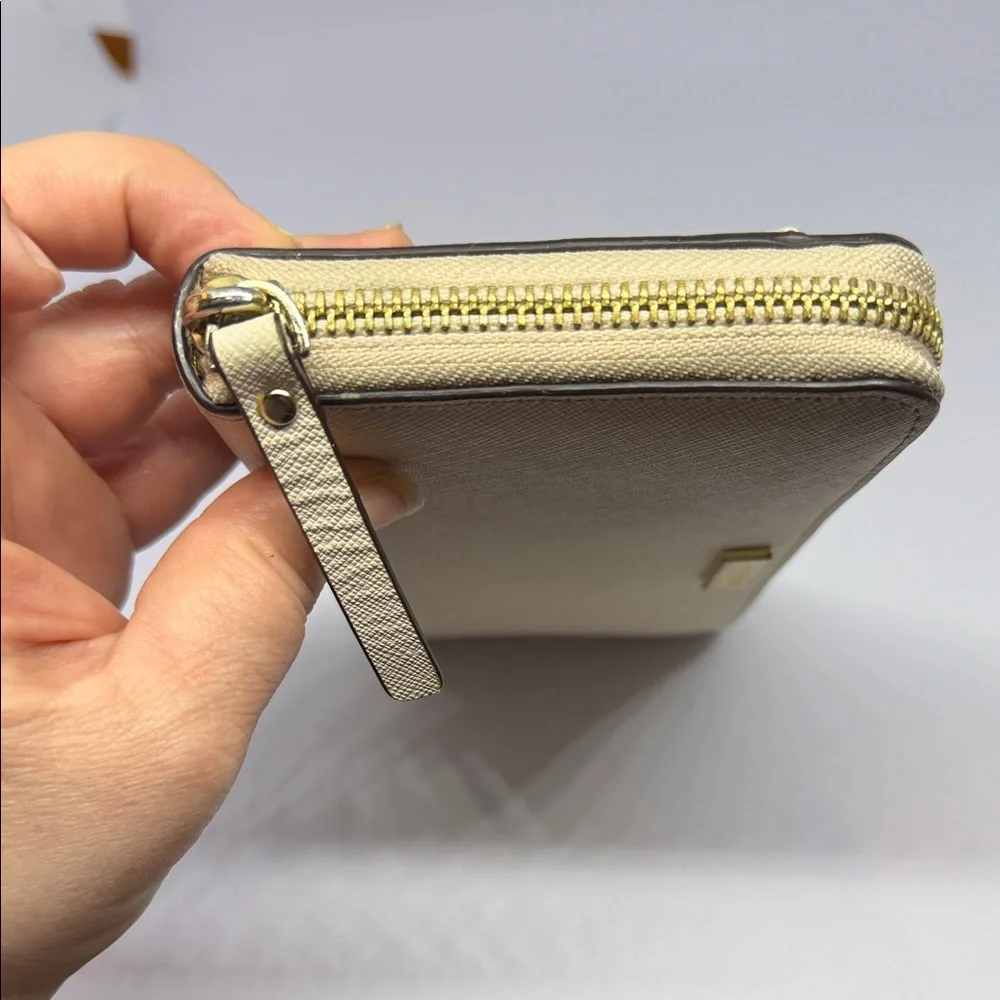 Kate Spade Newbury Lane Neda Zip Around Wallet in durable cross-hatched leather - Picture 4 of 8